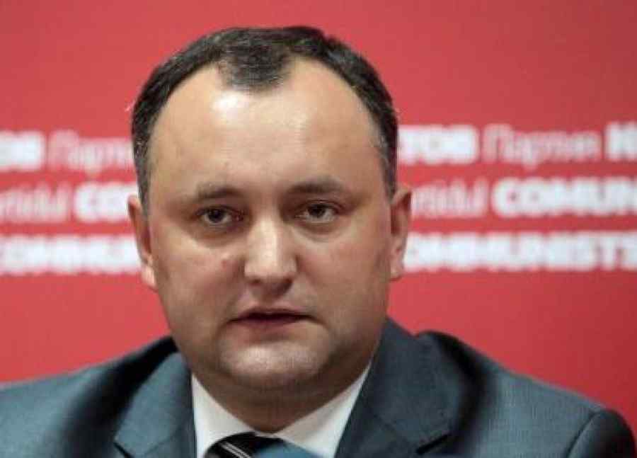 Fratele lui Igor Dodon, prins pe aeroportul din Chişinău.