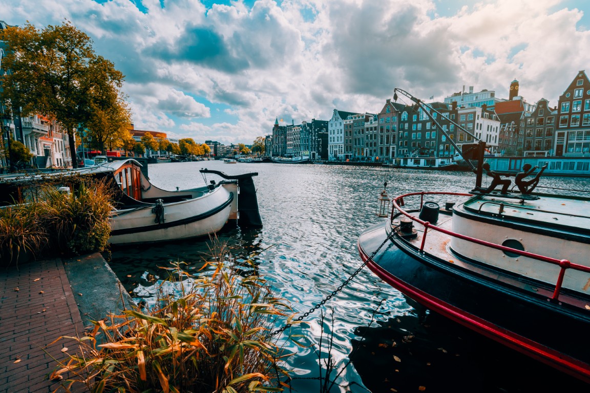 Cele mai eficiente metode de a explora Amsterdamul într-un weekend