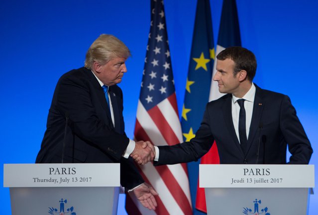 Macron va discuta cu Trump în timp ce liderii ajung la Paris pentru negocieri urgente.